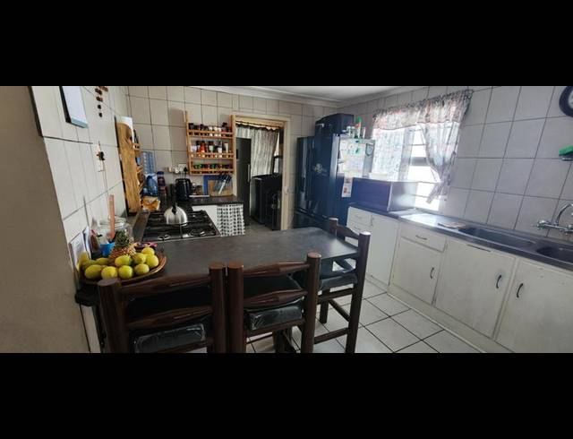 3 BEDROOM HOUSE FOR SALE IN GANSBAAI CENTRAL
